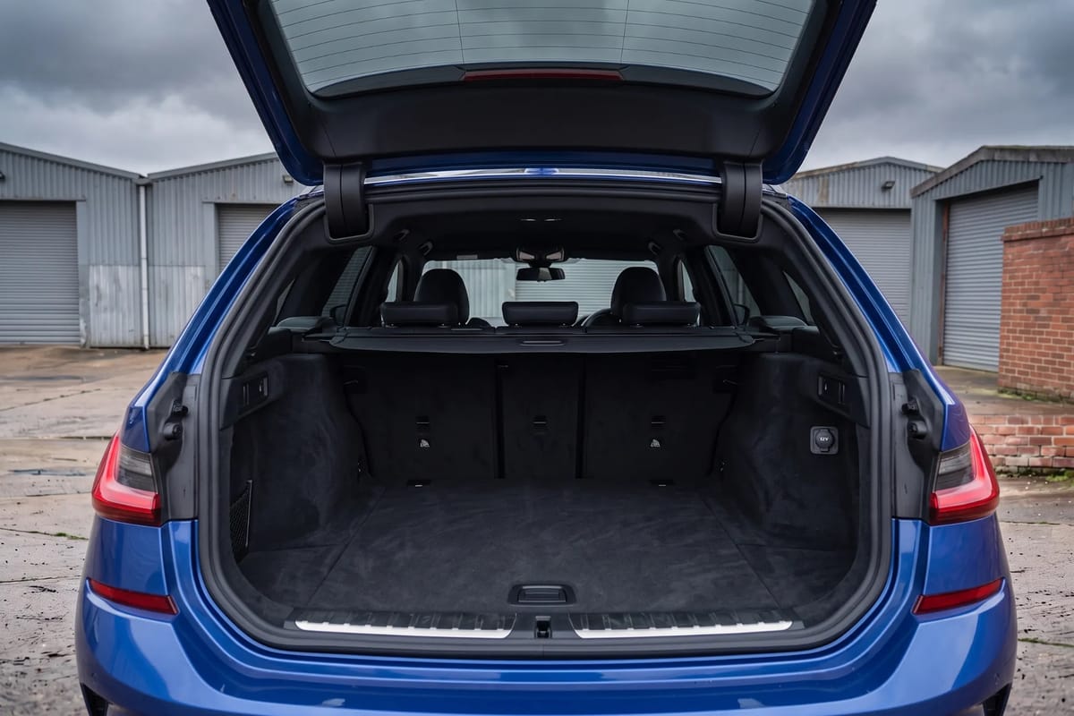 BMW M340i xDrive Touring rear seats and boot space
