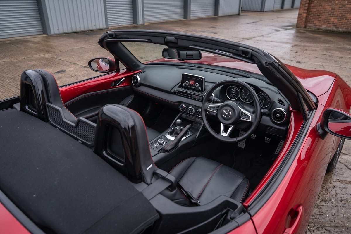 Mazda MX-5 2.0 GT Sport Tech interior, looking across from the driver's side